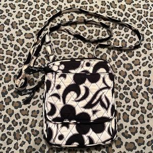 Vera Bradley B&W Crossbody